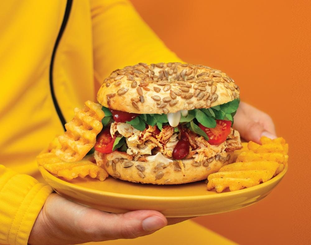 Cruz Lee Bagel Burger